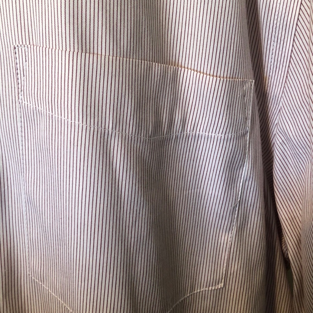 Gap button down. - Picture 3 of 3